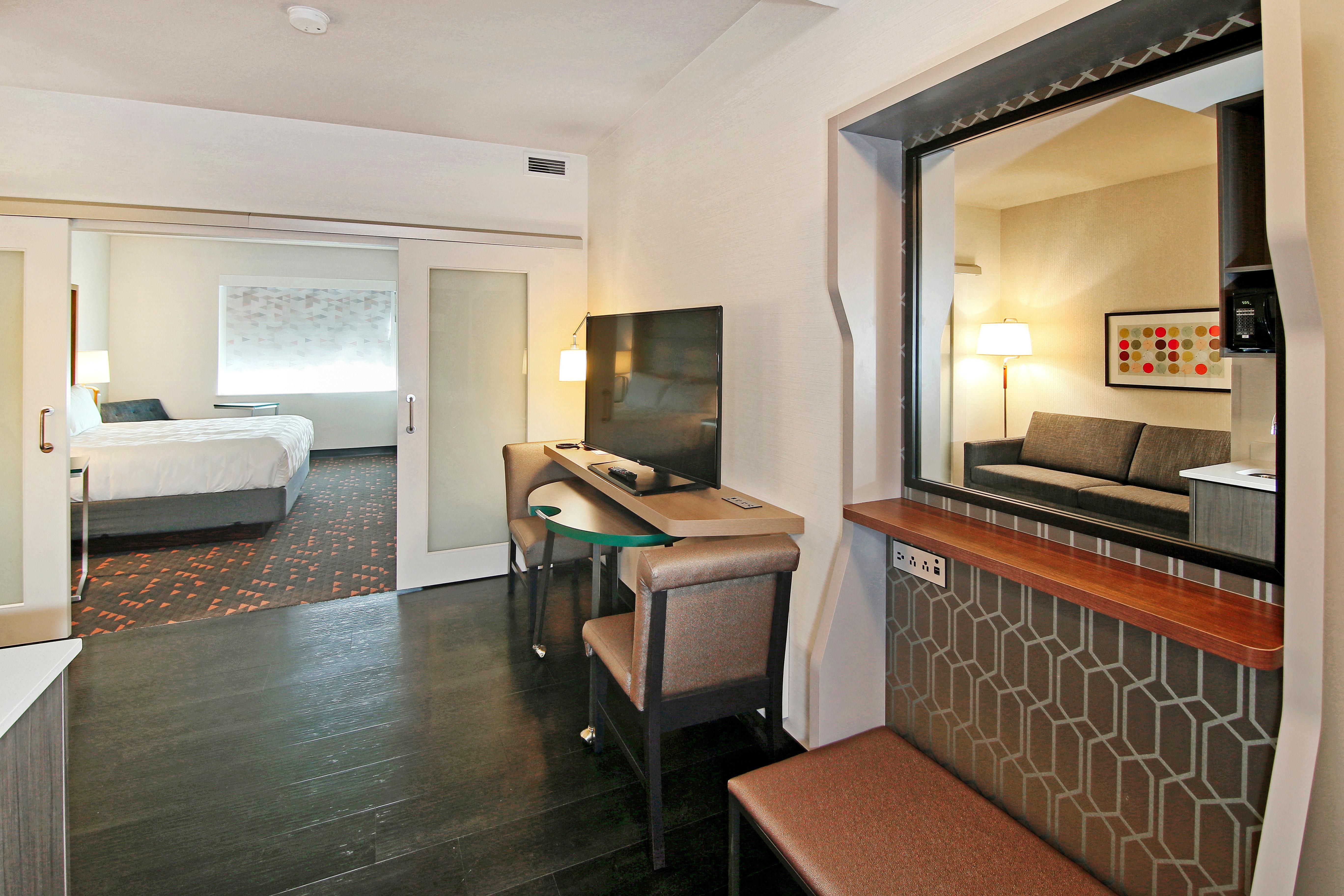 Holiday Inn Hotel & Suites - Calgary Airport North By Ihg Extérieur photo