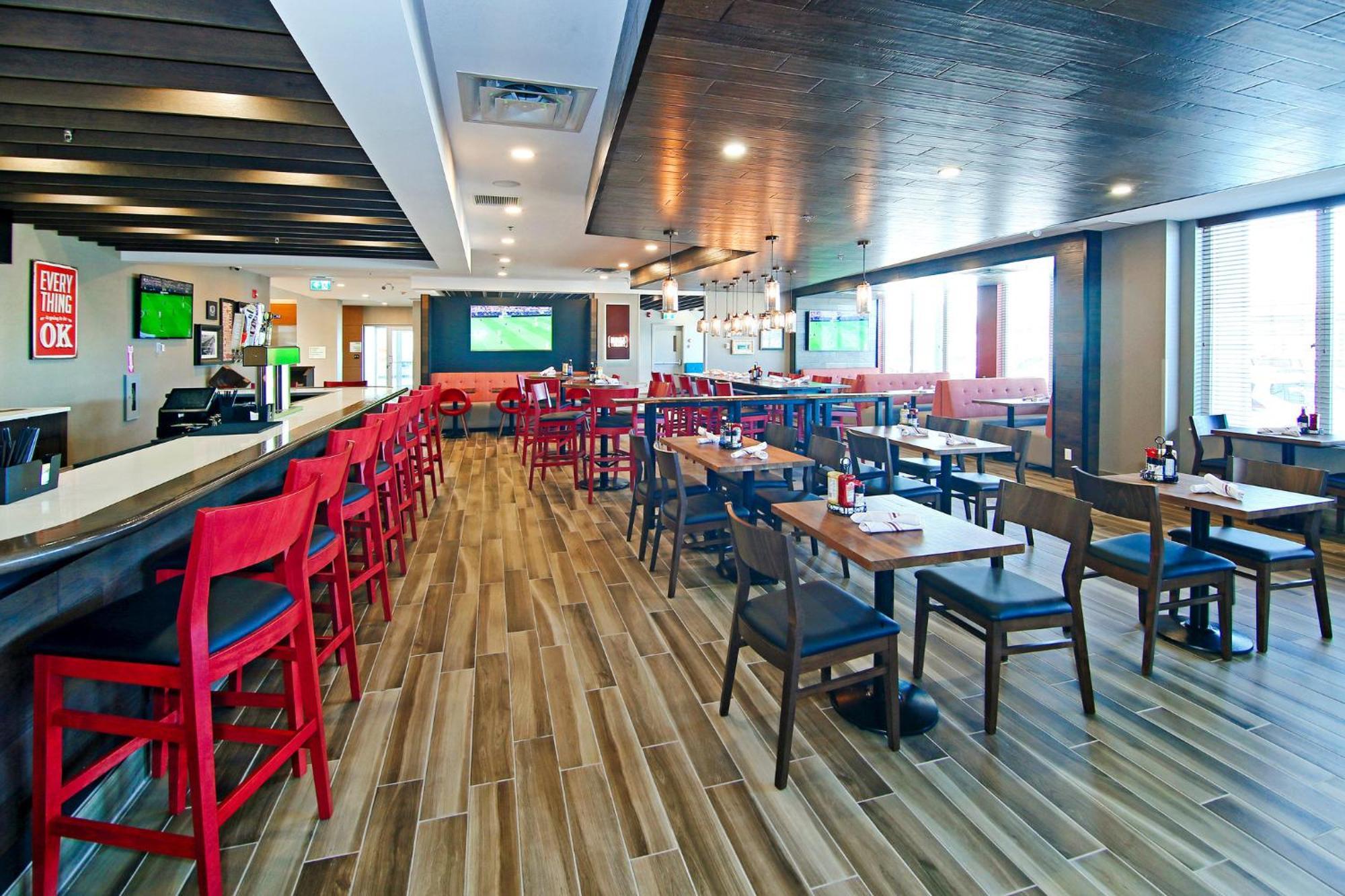 Holiday Inn Hotel & Suites - Calgary Airport North By Ihg Extérieur photo