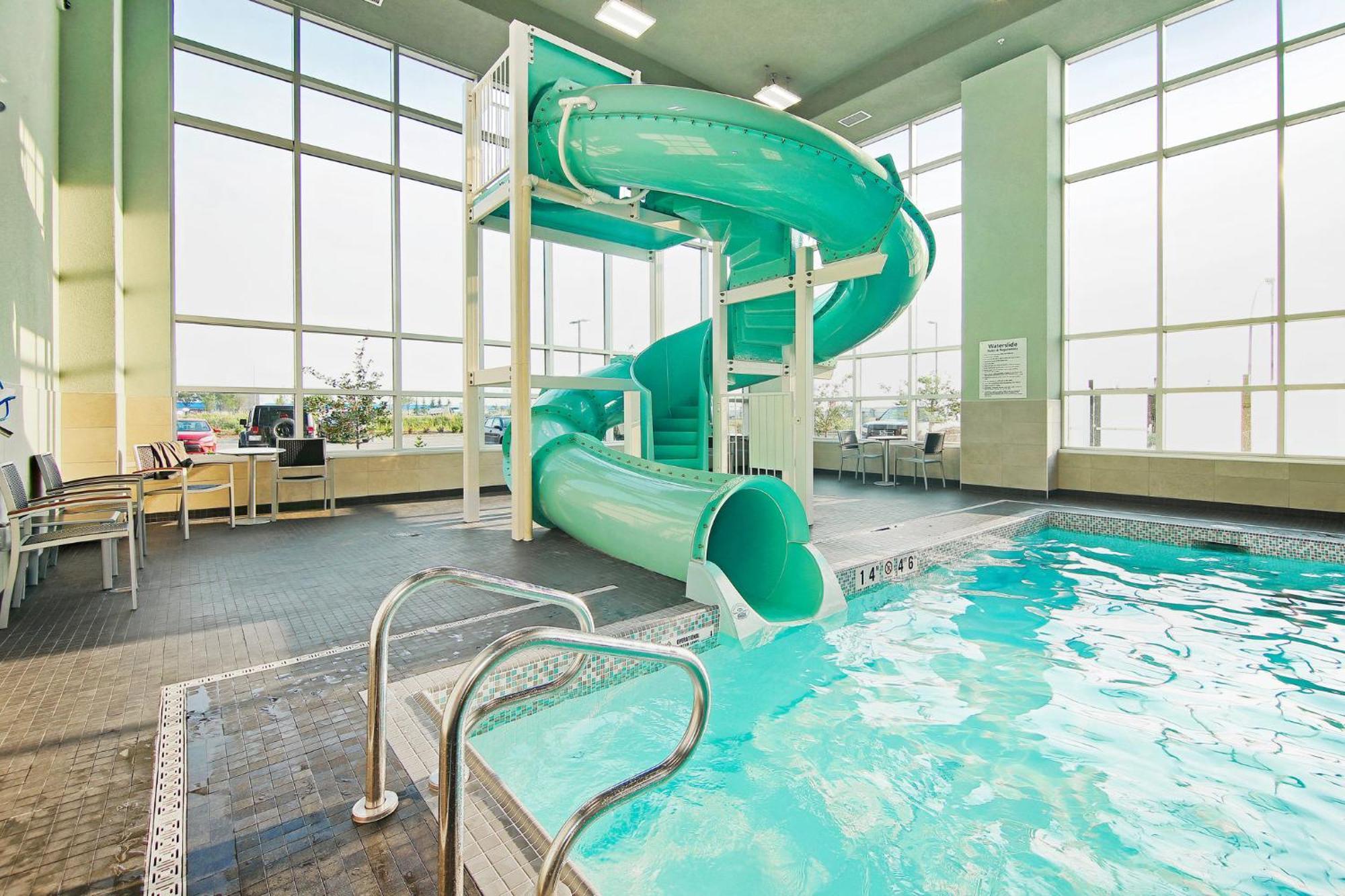 Holiday Inn Hotel & Suites - Calgary Airport North By Ihg Extérieur photo